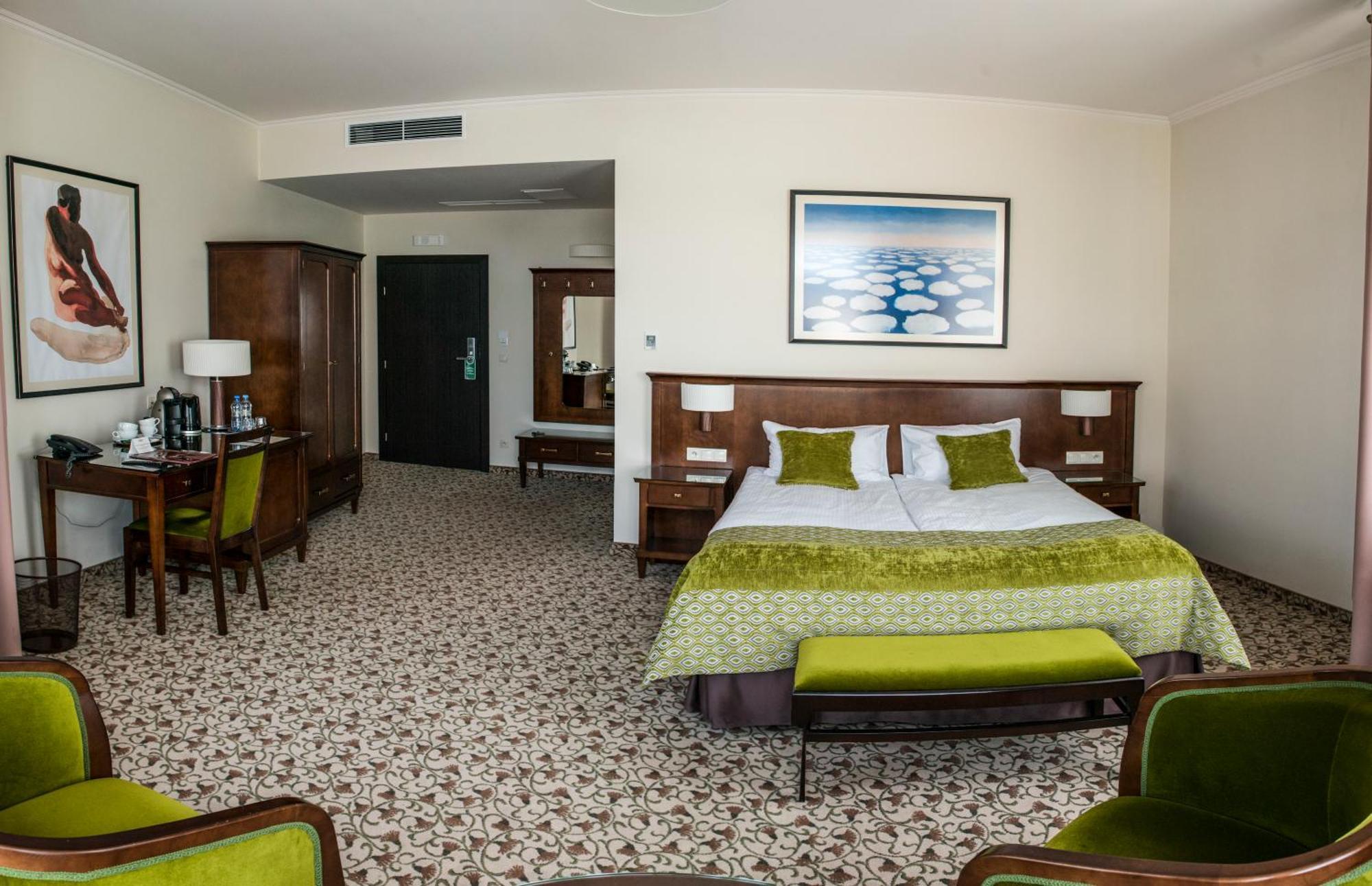 Hotel Starka Opole Rum bild