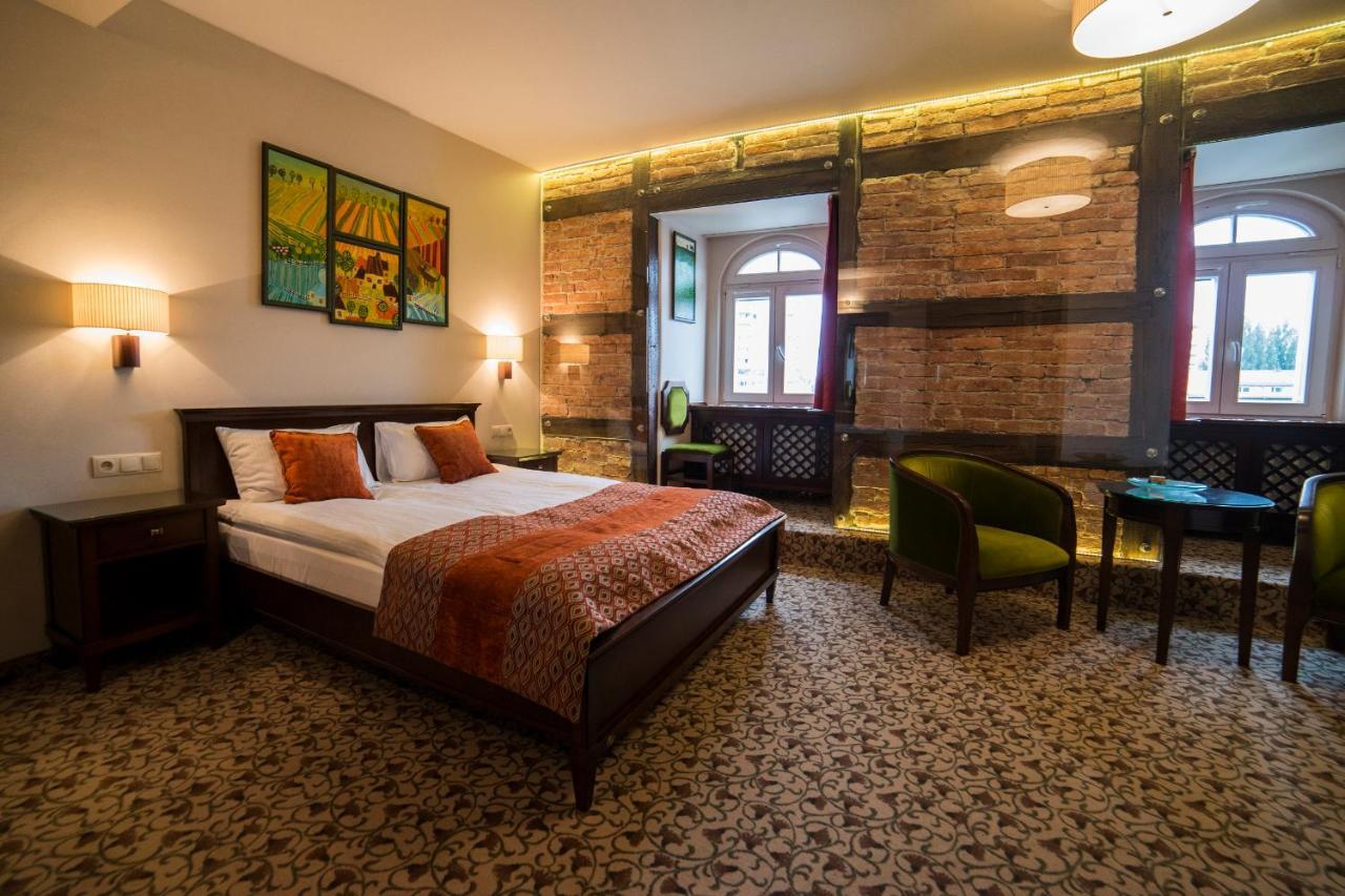 Hotel Starka Opole Exteriör bild